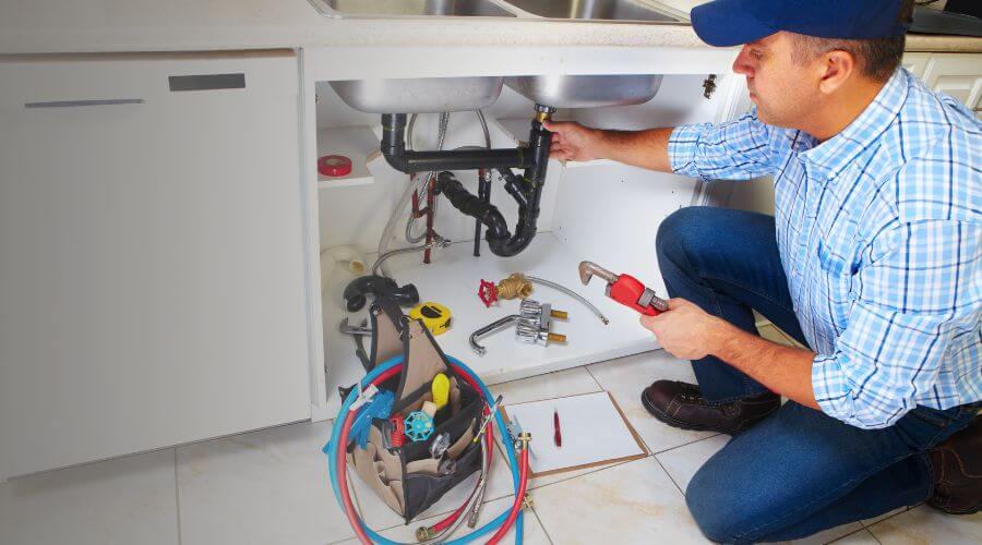 Professional Water heater repair in Camp, AR